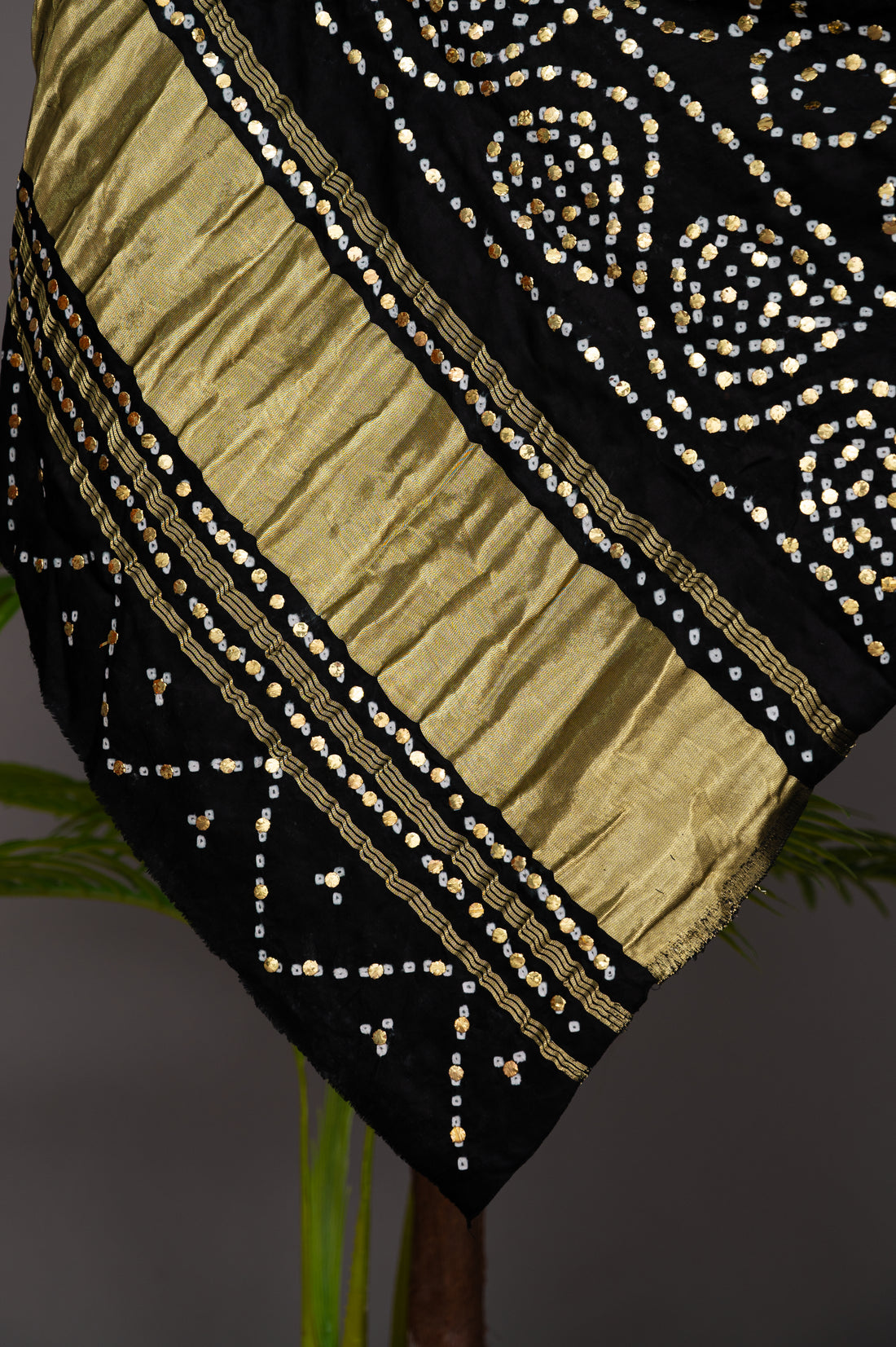Pure Khaji Silk Mukesh Shawl